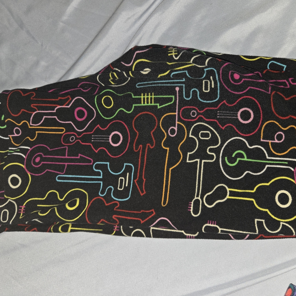 Colorful Guitar Pattern Leggings